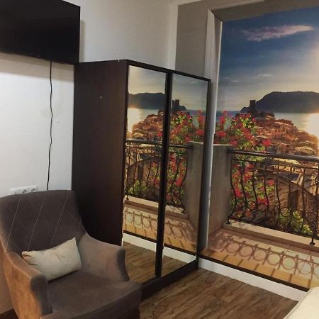 Studio Apartment Near Republic Square エレバン エクステリア 写真