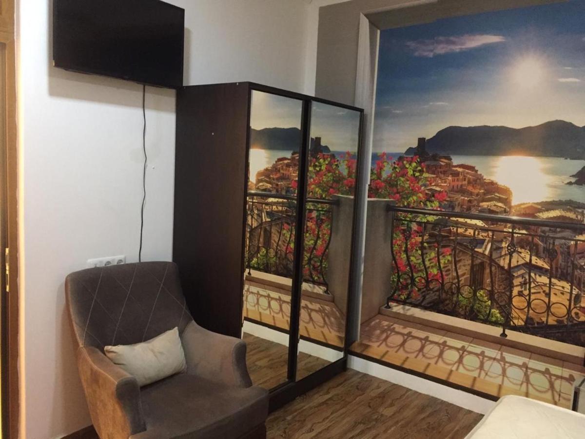 Studio Apartment Near Republic Square エレバン エクステリア 写真